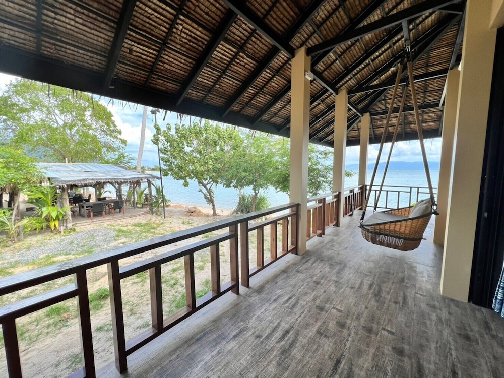 Beachfront 1 bedroom Villa - Photo 10