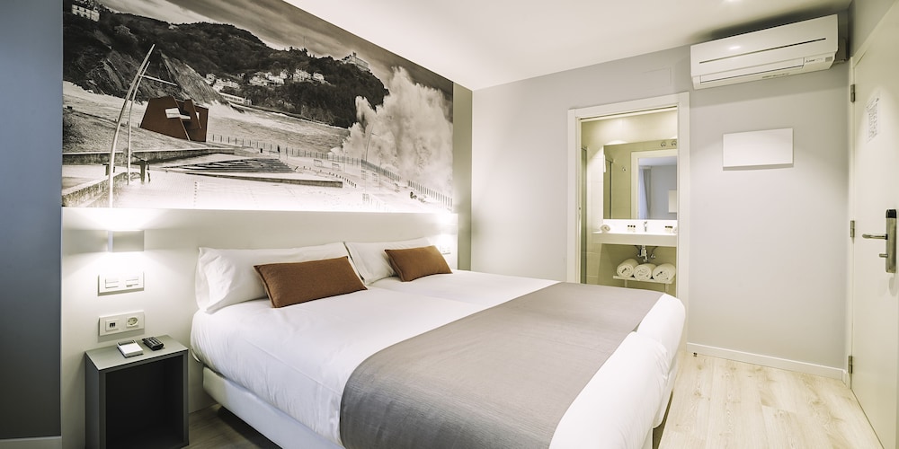 Superior Room (Interior) photo 2