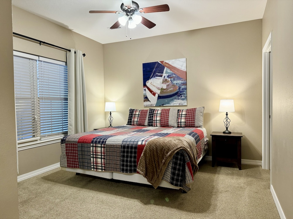 Condo, 3 Bedrooms photo 2