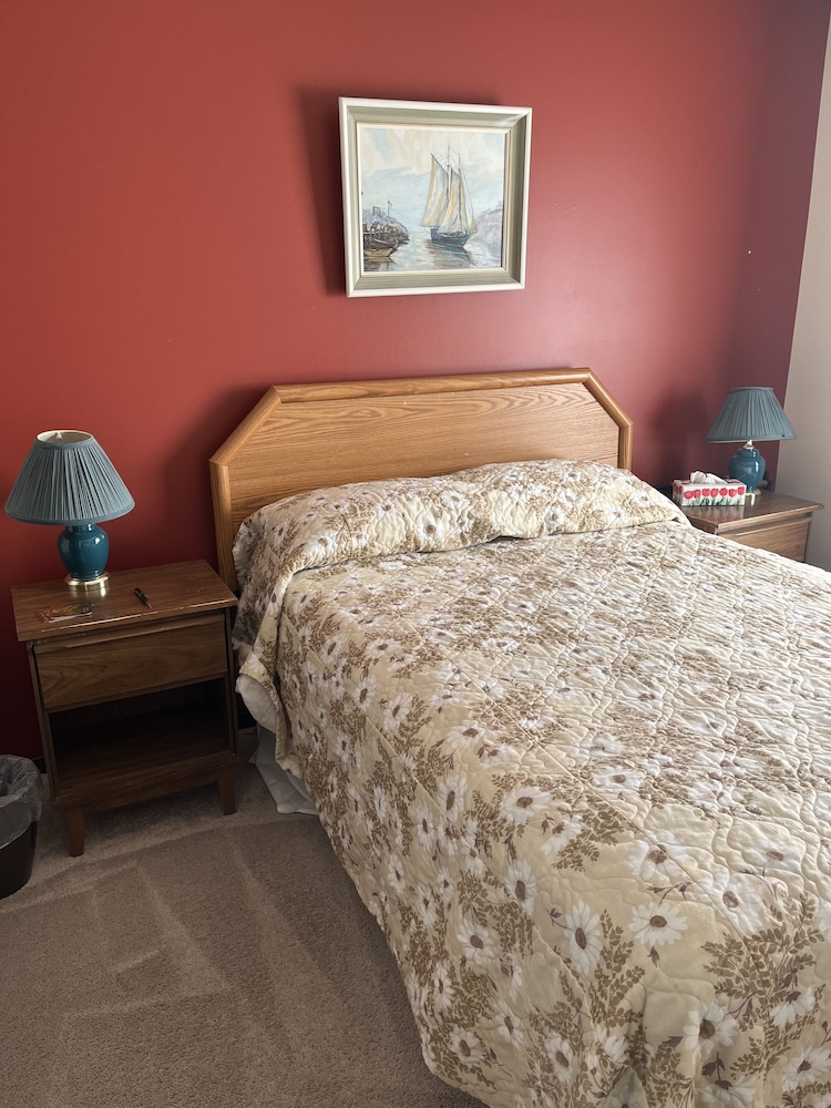 Basic Room, 1 Double Bed, Valley View photo 3