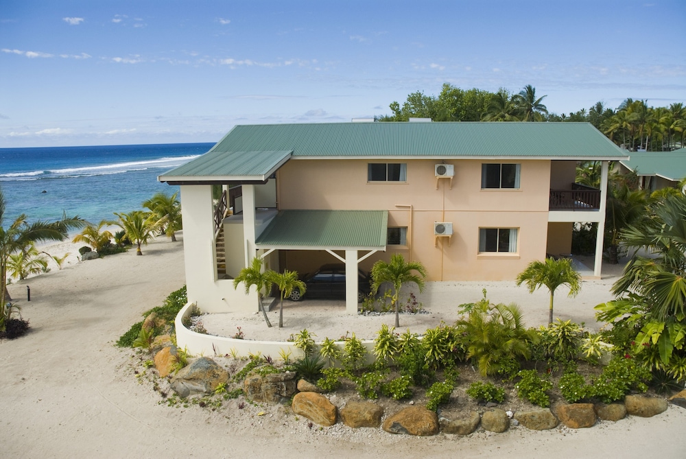 3 Bedroom Beachfront Villa - Photo 21