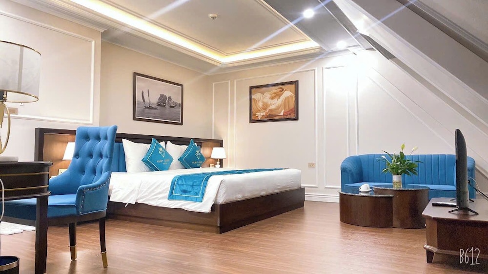 Luxury Double Room, City View