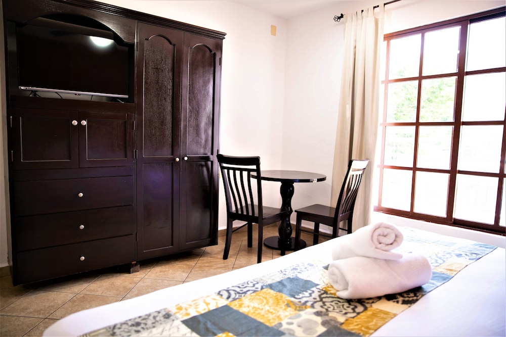 Standard Room - Photo 14