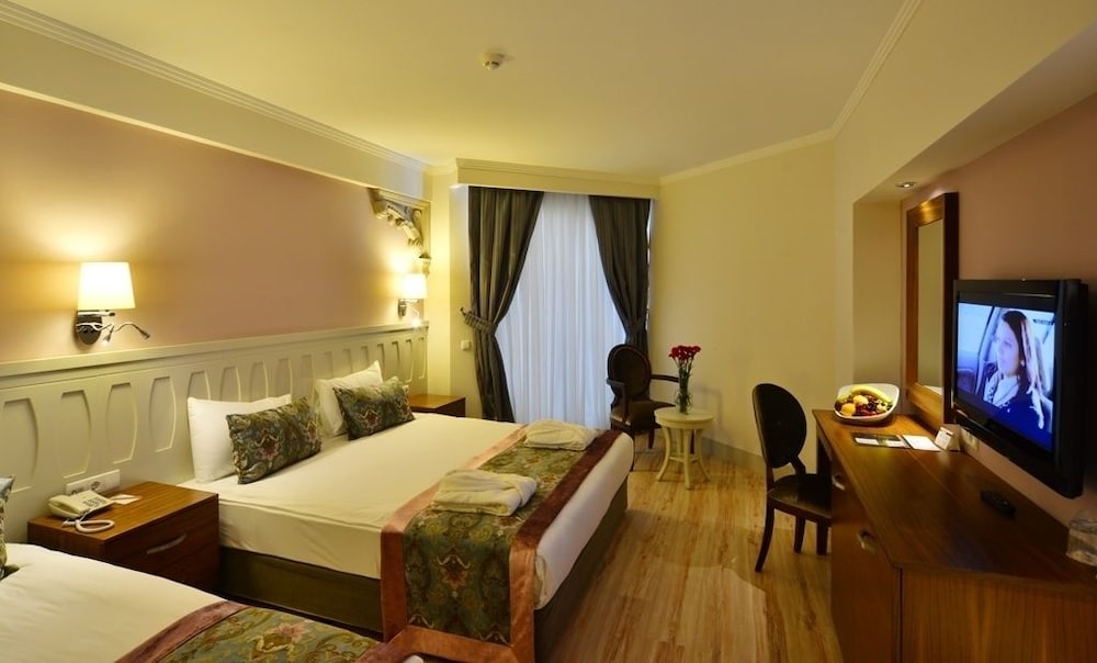 Economy Room