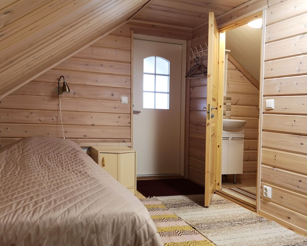 Family Cottage, 2 Bedrooms, Sauna, Valley View photo 3