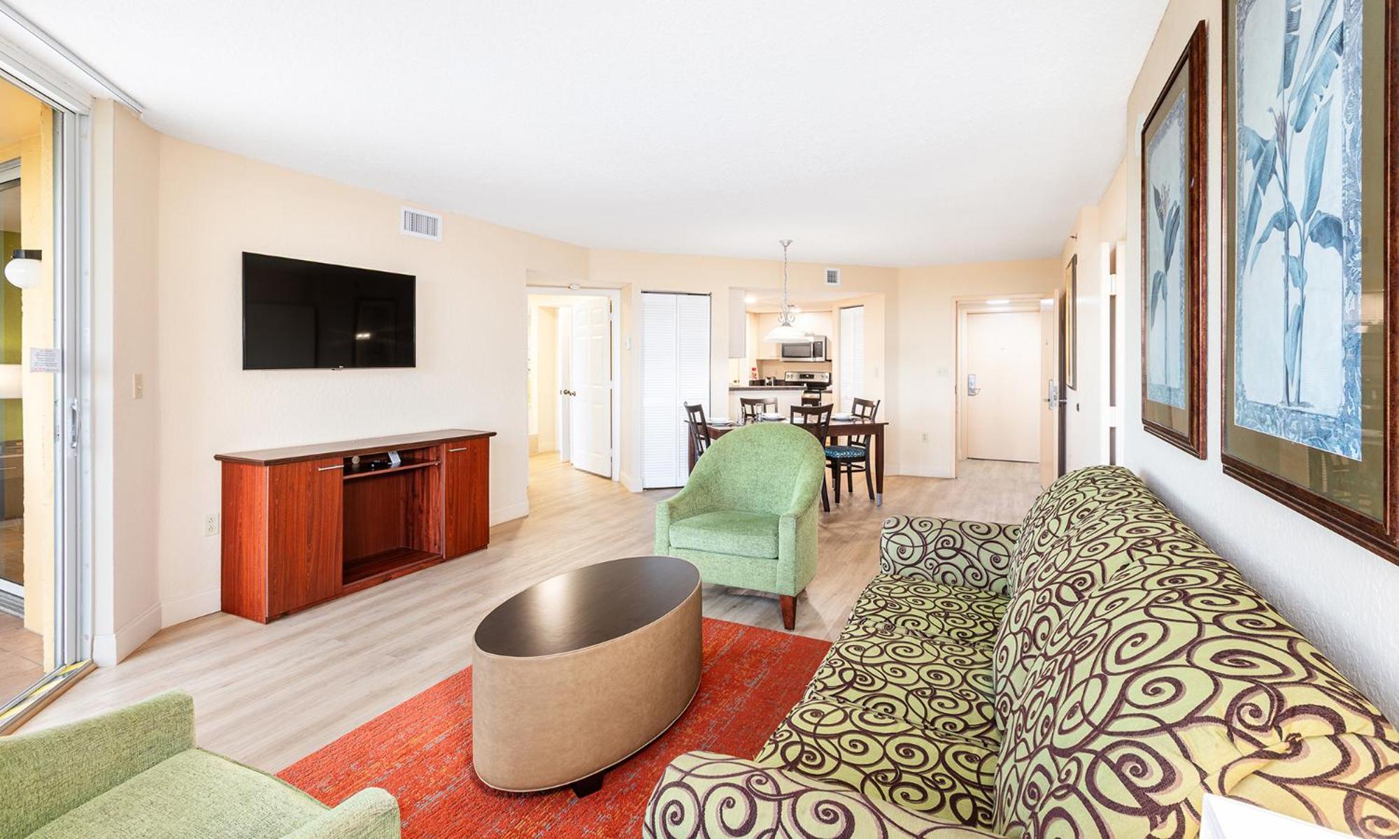King Suite with Pool View - Photo 5