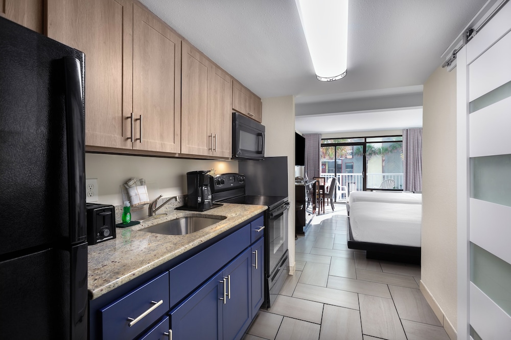 Suite, Oceanfront - Photo 6