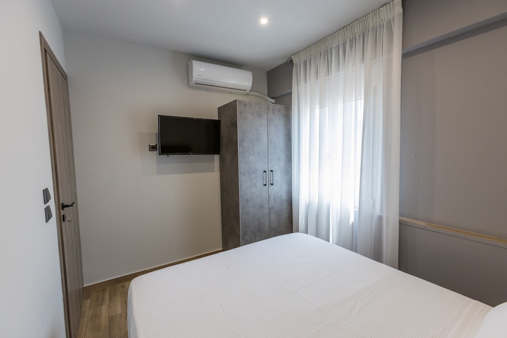 Premium Suite