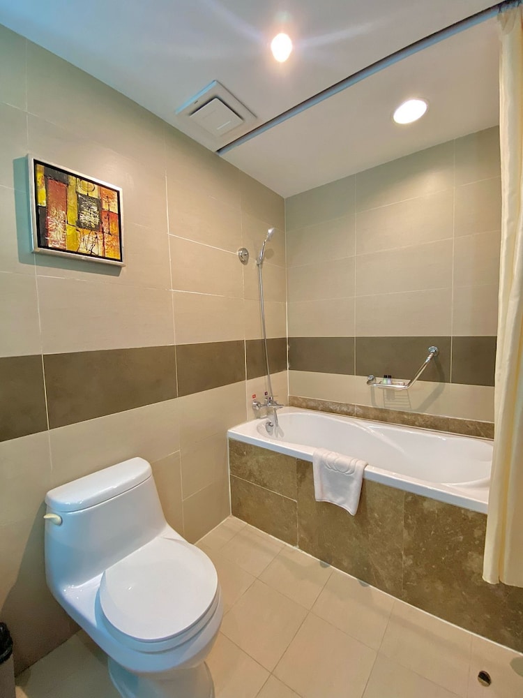 Deluxe Double Room - Photo 4