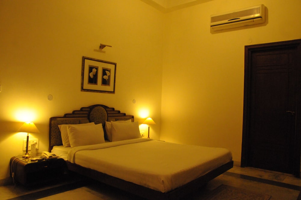 Standard Room, Smoking photo 1