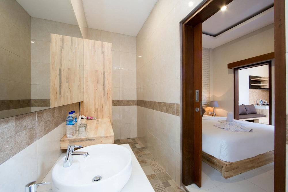 One Bedroom Plunge Pool Villa - Photo 4