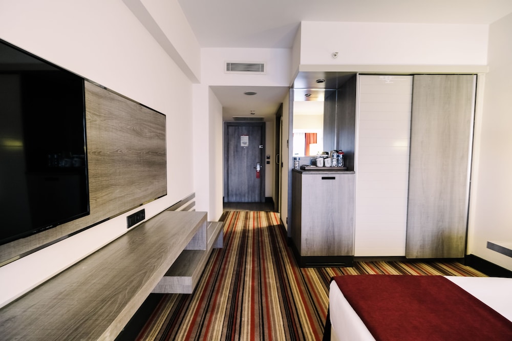 Deluxe Room, 1 King Bed, Non Smoking