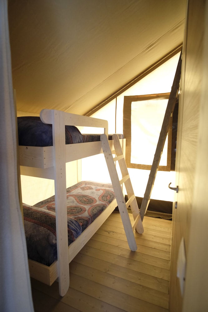 Deluxe Tent, Multiple Beds, Garden Area