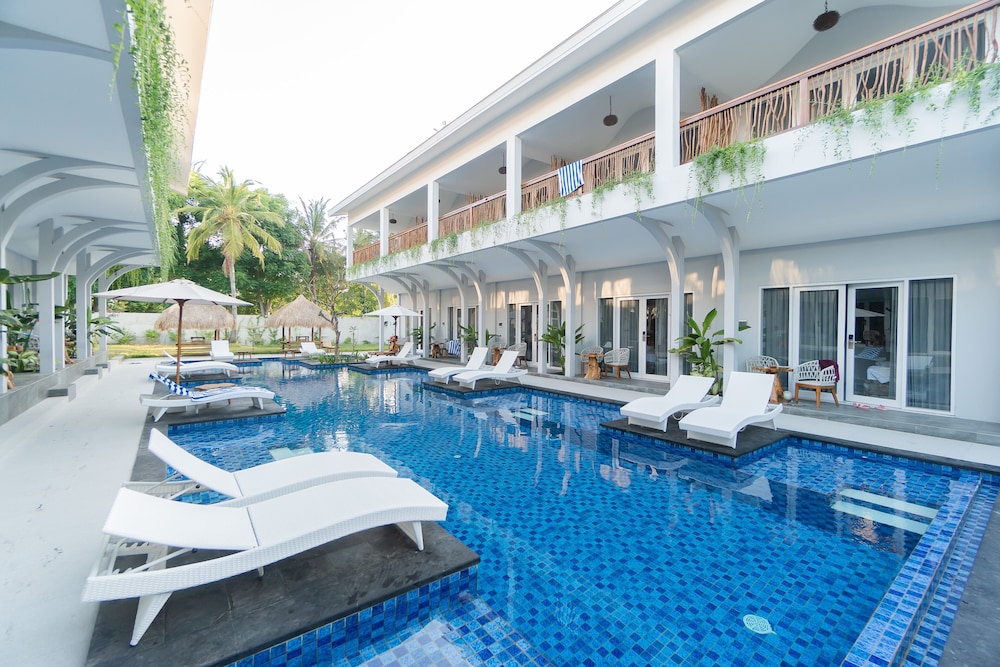 Deluxe Double Room, 1 Double Bed, Non Smoking, Pool Access