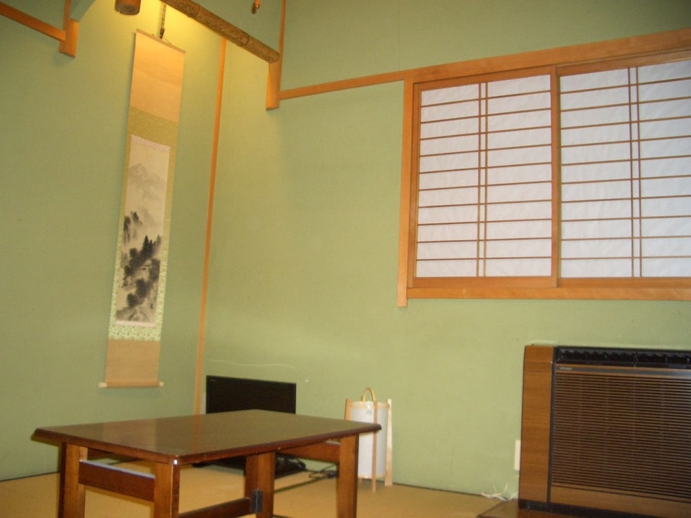 Japanese Style Room for 1 Guest with 4.5 Tatami photo 2