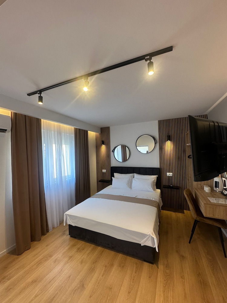 Luxury Room