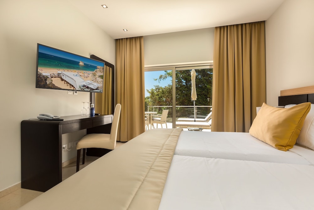 Standard Double Room, Garden View photo 2