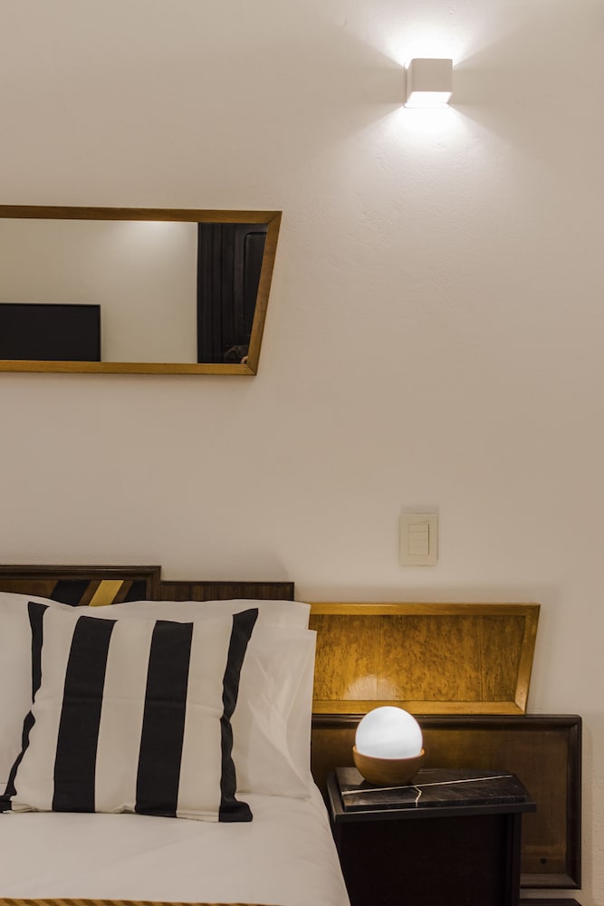 Room 103 photo 2