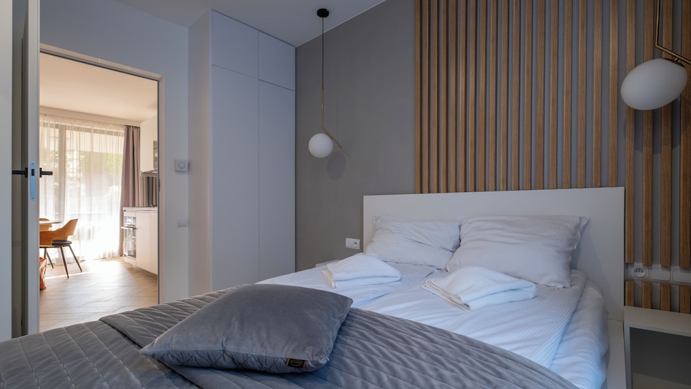 Apartment (D24) photo 3