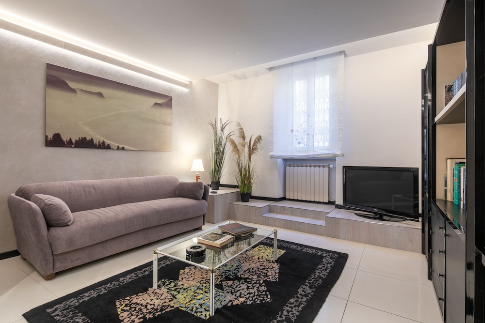 City Apartment, 2 Bedrooms