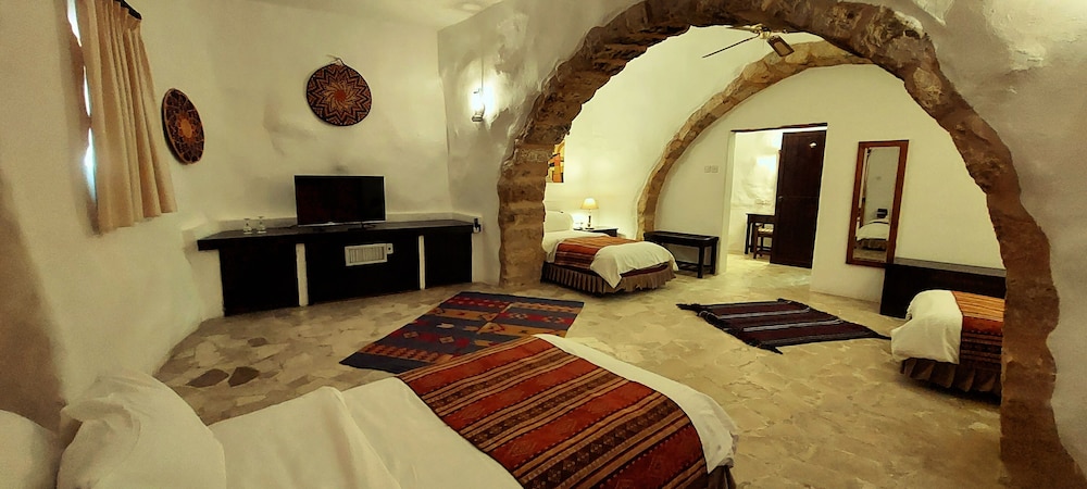 TRPL- Triple Room photo 2