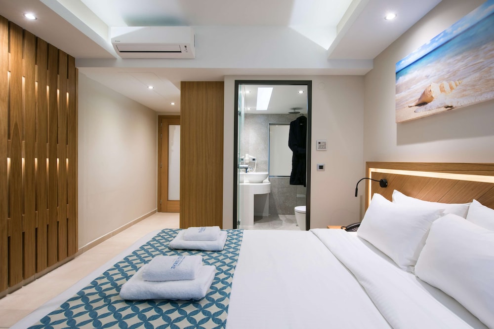 Suite with Outdoor Whirlpool (4 persons) - Photo 5