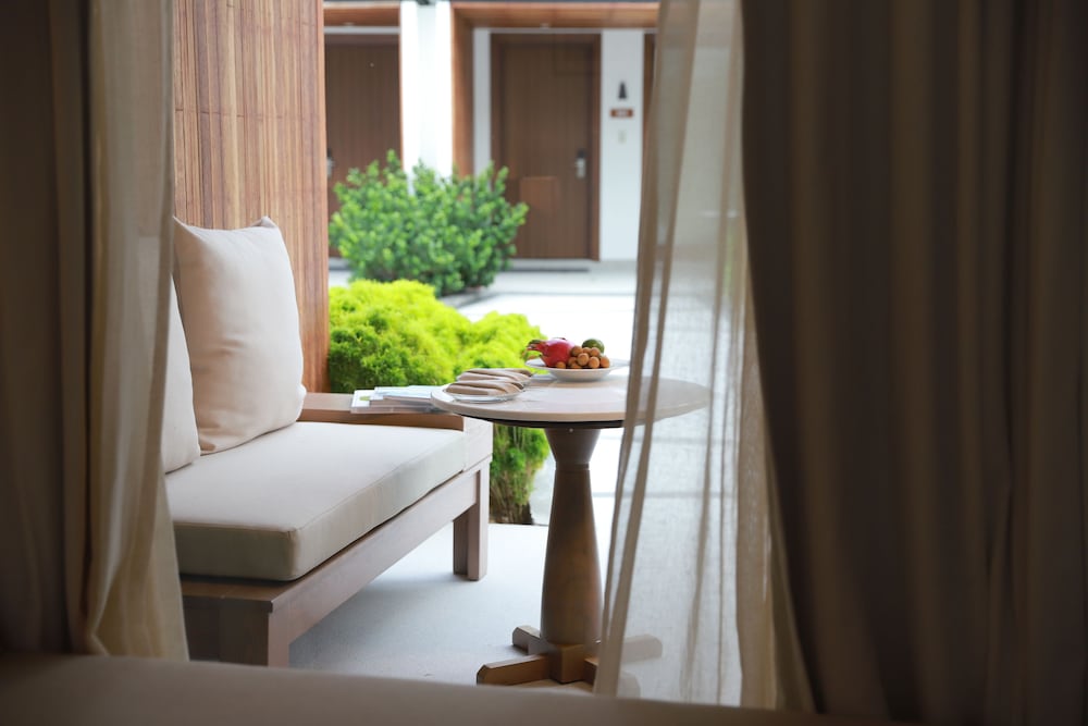 Patio Deluxe