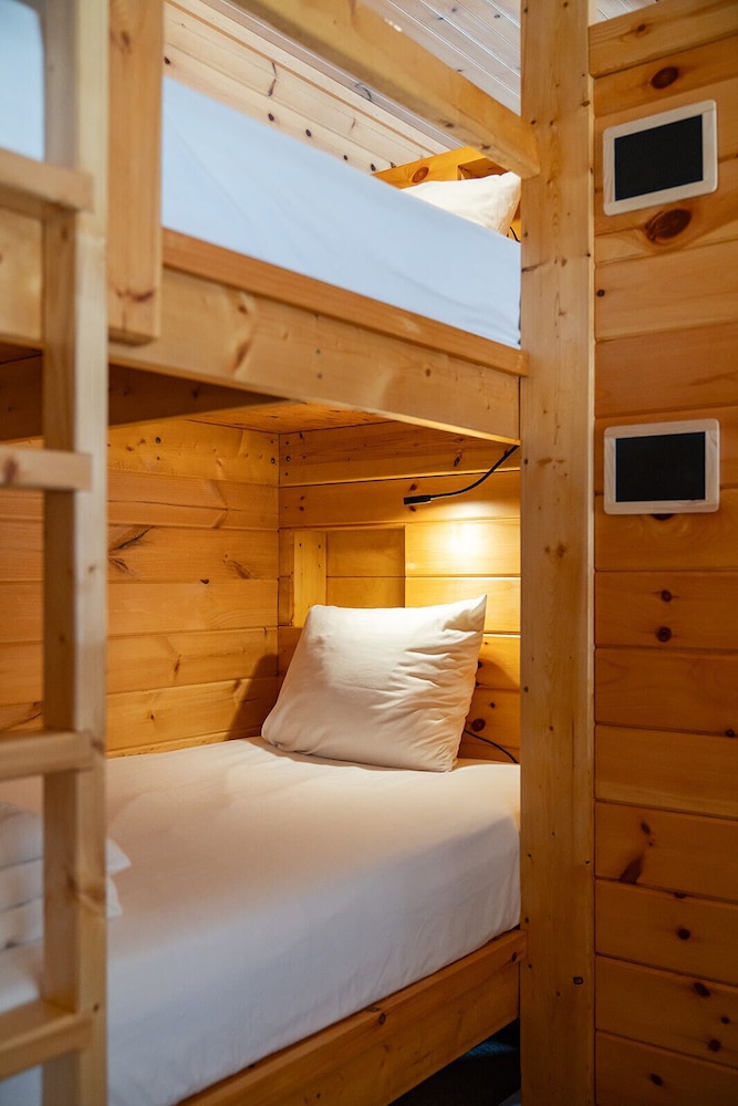 Comfort Shared Dormitory, Mixed Dorm, Private Bathroom photo 1