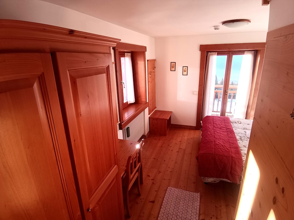Standard Double Room, Mountain View photo 3