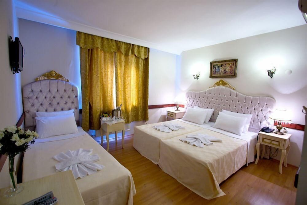 Family Quadruple Room photo 1