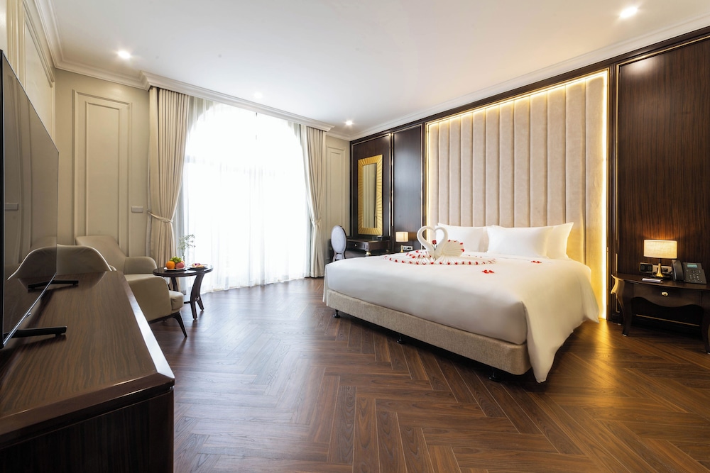 Deluxe Double Room, Garden View