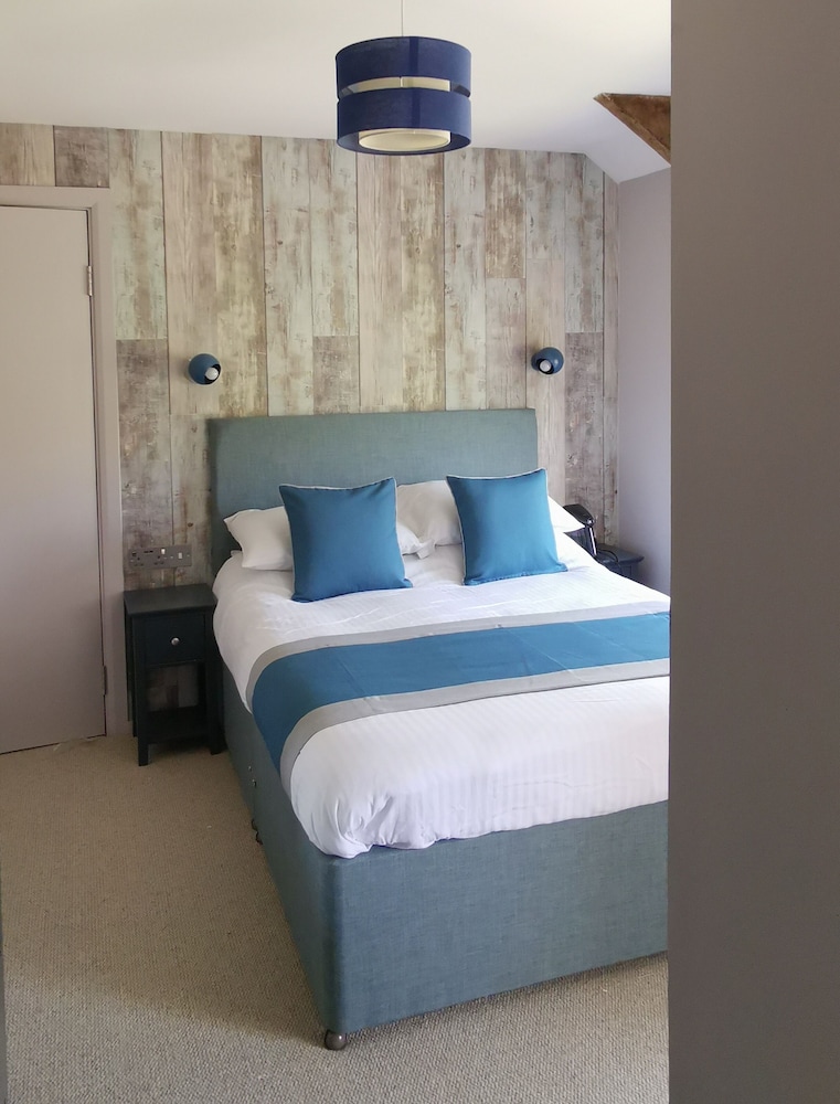 Family Room, Ensuite - Photo 3