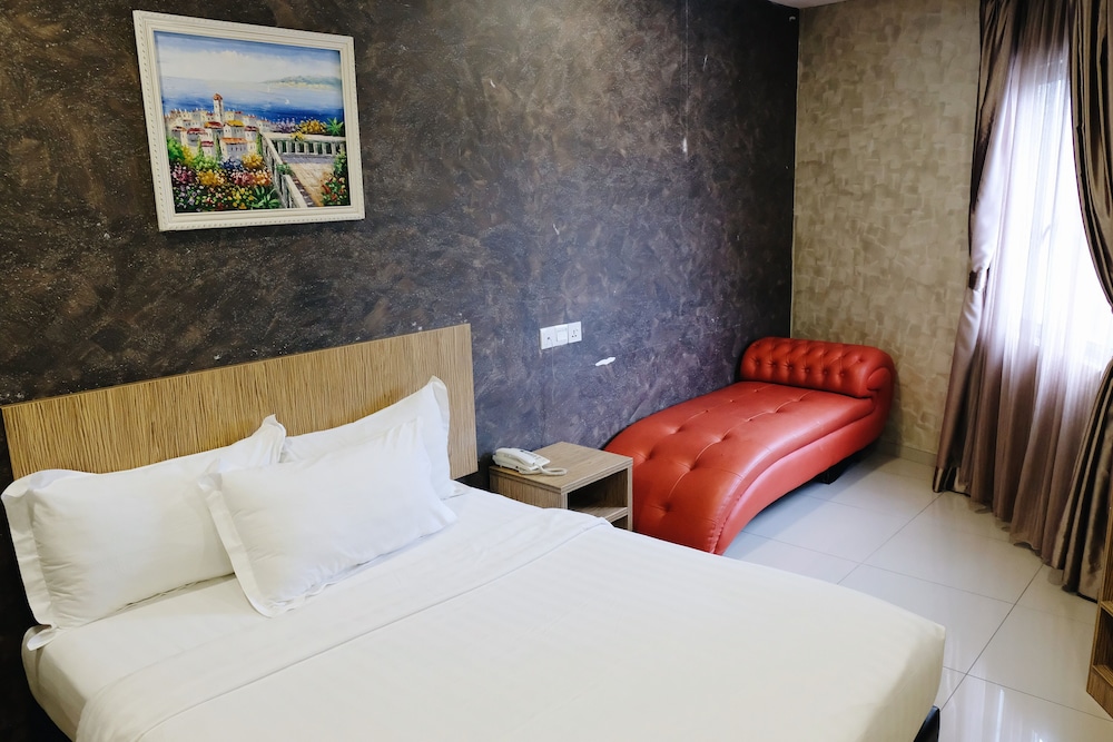 Premium Double Room (With Window) photo 2