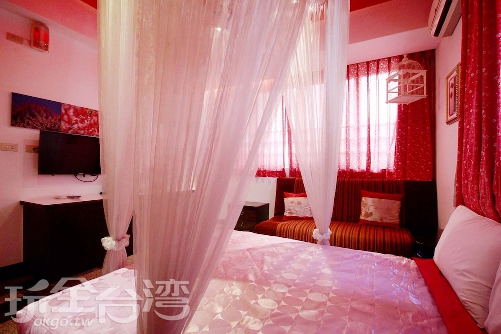 Basic Double Room photo 2