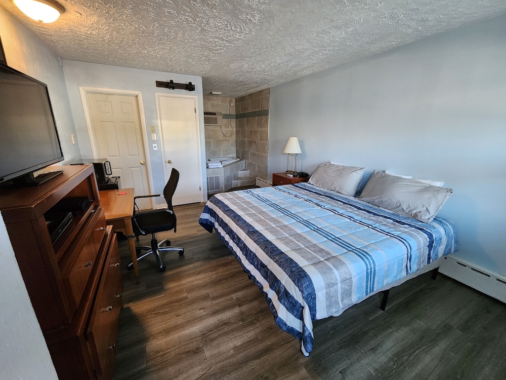 Honeymoon Room photo 1