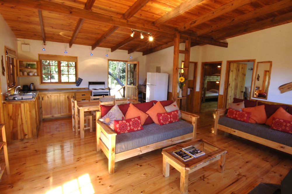 Family Cabin, 2 Bedrooms, Mountain View photo 3