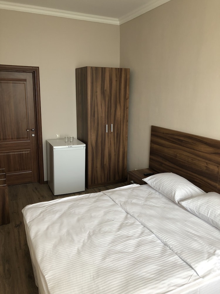 Double Or Twin Room photo 1