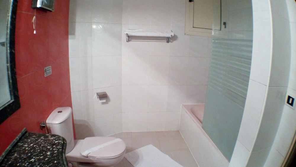Standard Double Or Twin Room - Photo 6