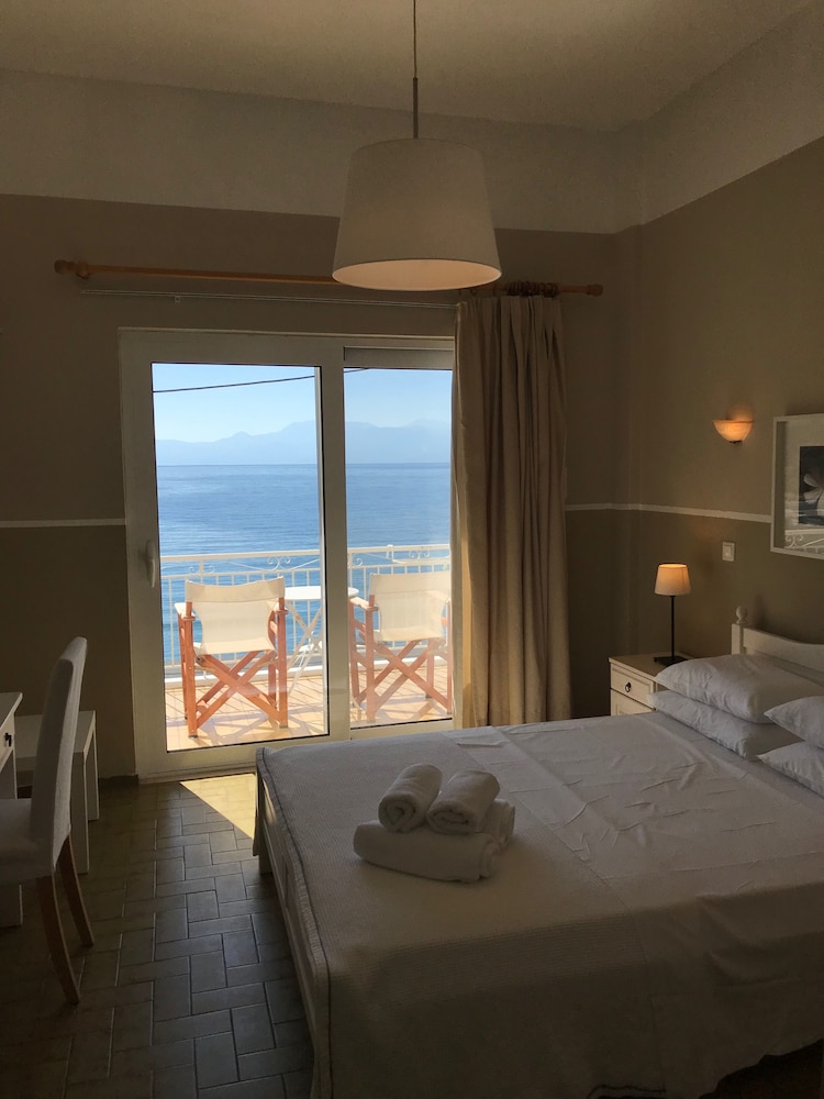 Classic Double Room, Sea View photo 1