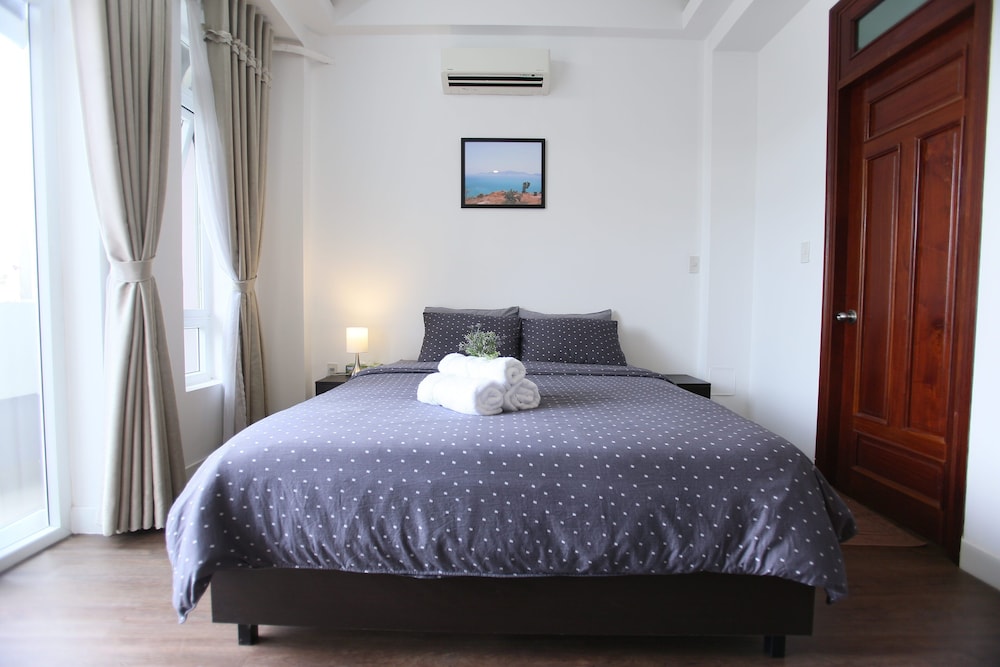 Deluxe Double Room, Balcony (4a/3a)