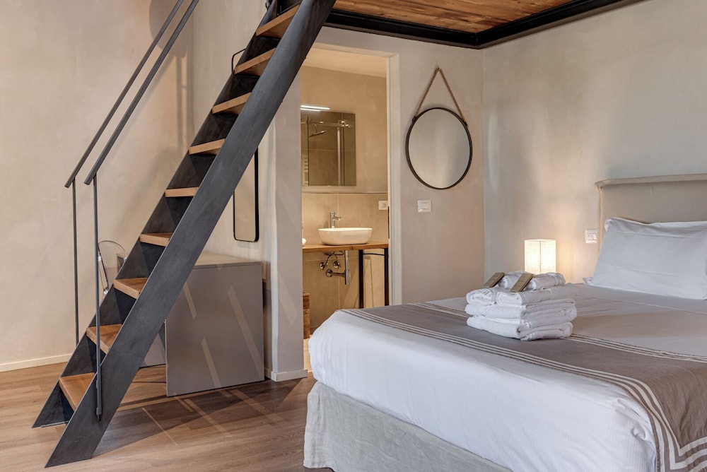 Superior Room (Quadruple Luxury 16 sq m2 Piazzola)