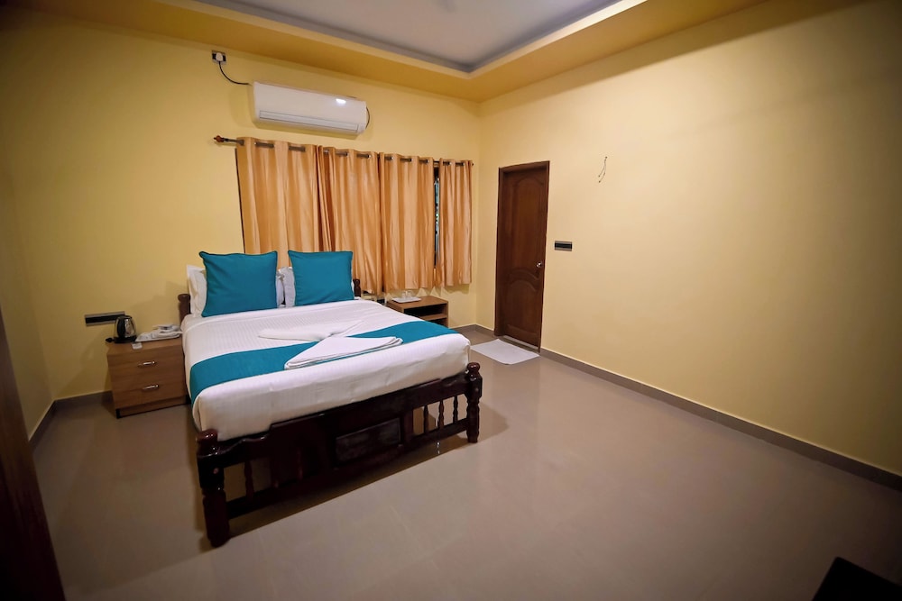 Deluxe Double or Twin Room, City View