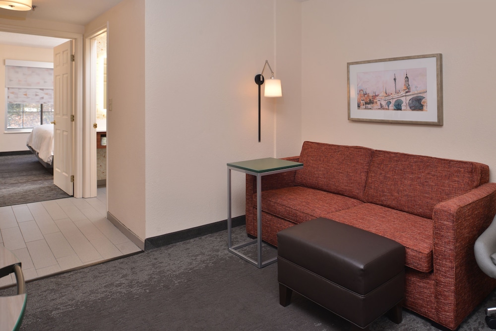 Standard Room, 1 King Bed, Accessible (Mobility, Accessible Tub) - Photo 3