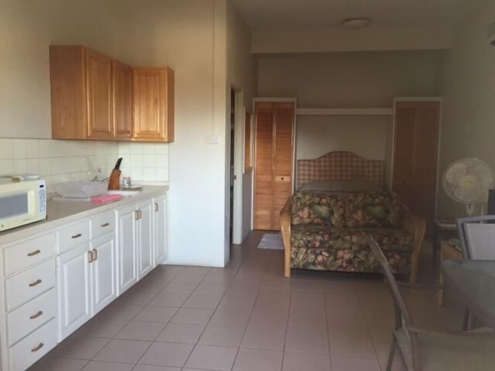 Studio, 1 Double Bed, Kitchen photo 2