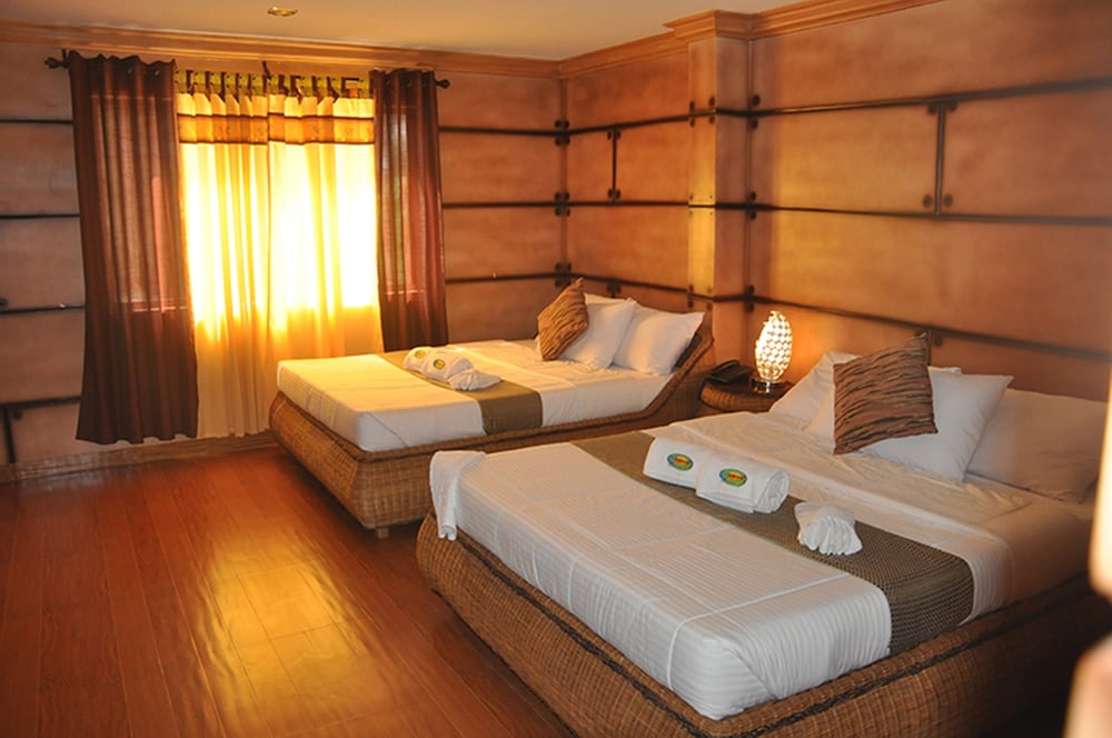 Grand Dalisay photo 2