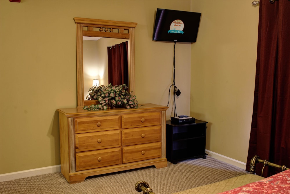 Condo, Multiple Beds (Whispering Pines 352HC)