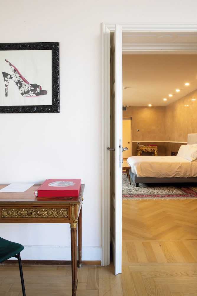 Royal Suite (Gallery) photo 2
