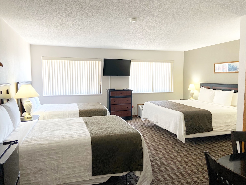 Family Suite, Multiple Beds photo 1