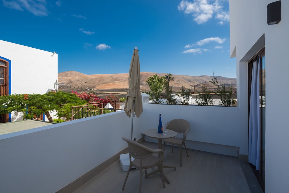 Superior Double Room Single Use (Terrace Or Balcony) photo 3
