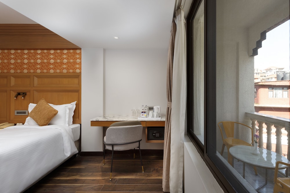 Deluxe Room, 1 Double Bed - Photo 4